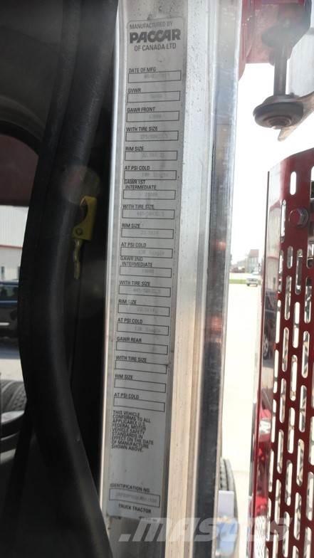 Peterbilt 389 Prime Movers