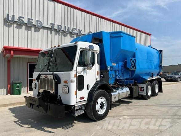 Peterbilt 520 Waste trucks
