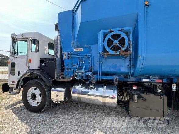 Peterbilt 520 Waste trucks