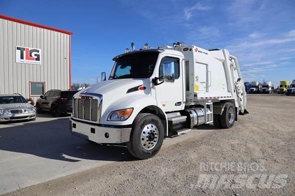 Peterbilt 536 Waste trucks