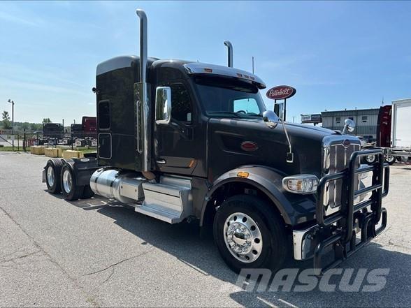 Peterbilt 567 Prime Movers