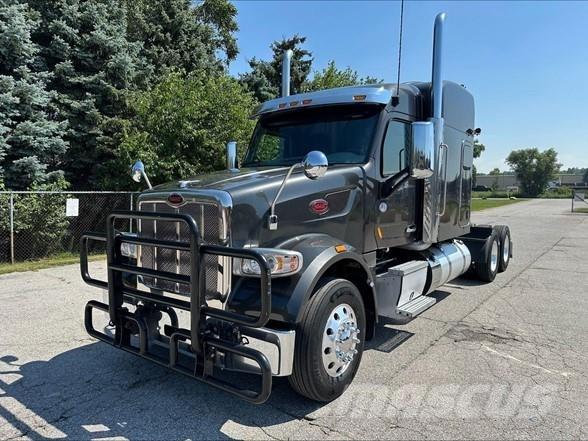 Peterbilt 567 Prime Movers