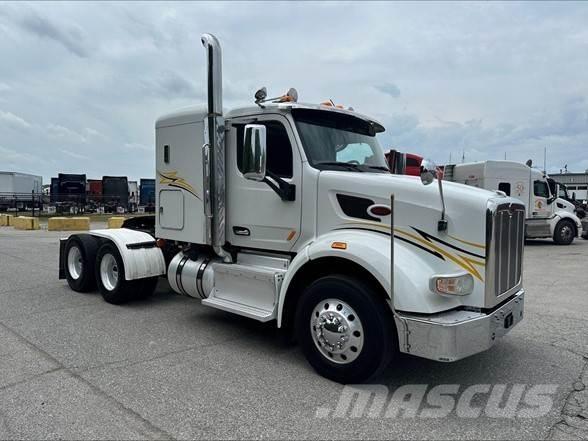 Peterbilt 567 Prime Movers