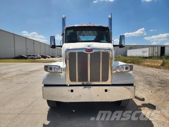 Peterbilt 567 Prime Movers