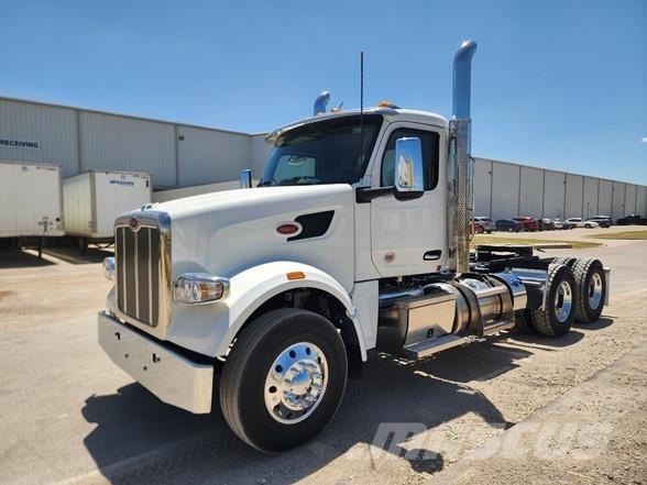 Peterbilt 567 Prime Movers