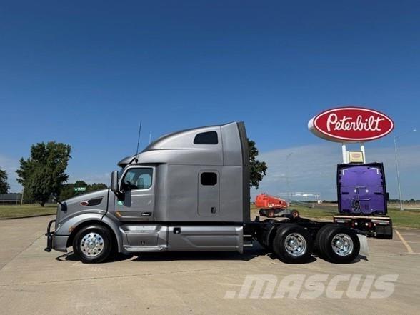 Peterbilt 579 Prime Movers