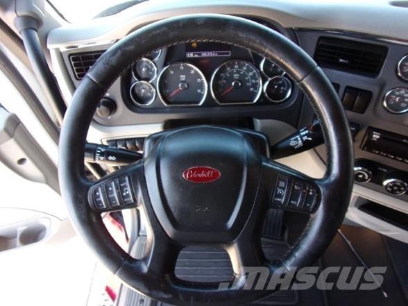 Peterbilt 579 Prime Movers