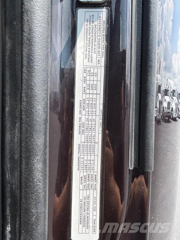 Peterbilt 579 Prime Movers