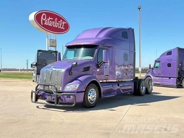 Peterbilt 579 Prime Movers