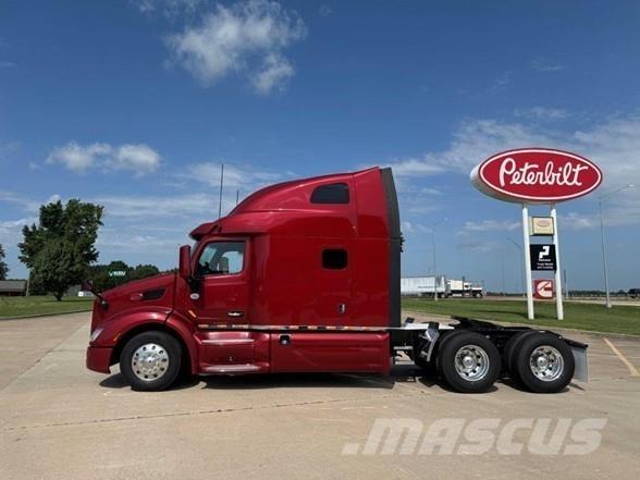 Peterbilt 579 Prime Movers