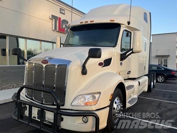 Peterbilt 579 Prime Movers