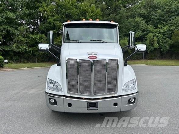 Peterbilt 579 Prime Movers