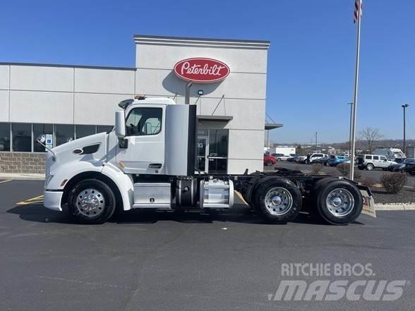 Peterbilt 579 Prime Movers