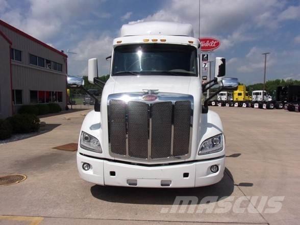 Peterbilt 579 Prime Movers