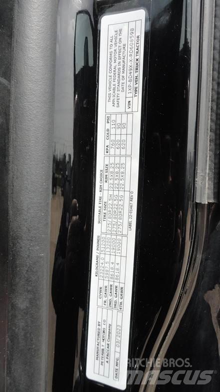 Peterbilt 579 Prime Movers