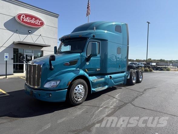 Peterbilt 579 Prime Movers