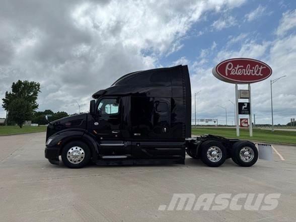 Peterbilt 579 Prime Movers