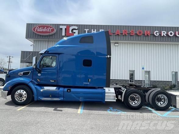 Peterbilt 579 Prime Movers