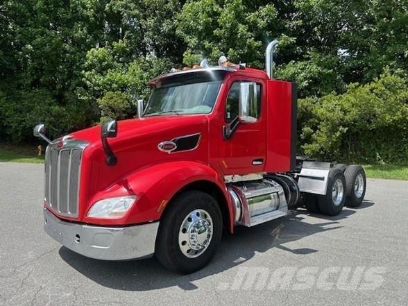 Peterbilt 579 Prime Movers