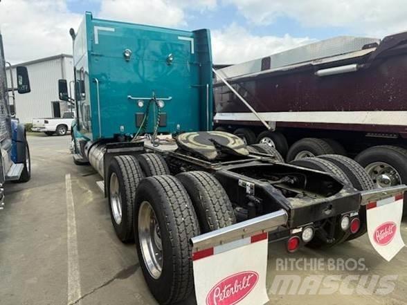 Peterbilt 579 Prime Movers