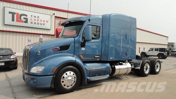 Peterbilt 579 Prime Movers
