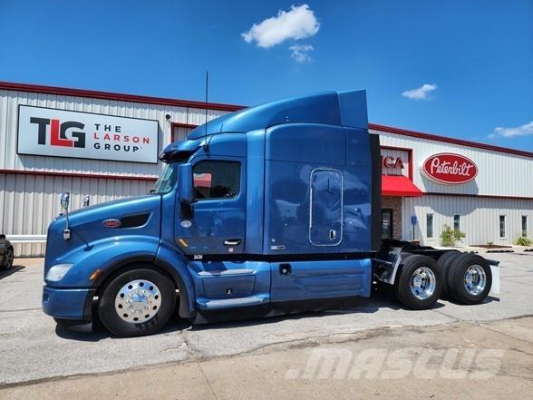 Peterbilt 579 Prime Movers