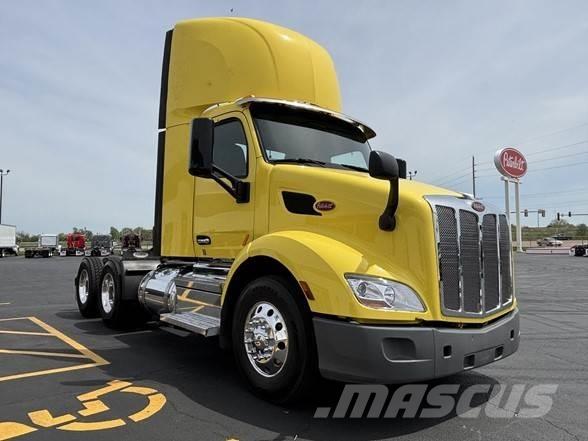 Peterbilt 579 Prime Movers