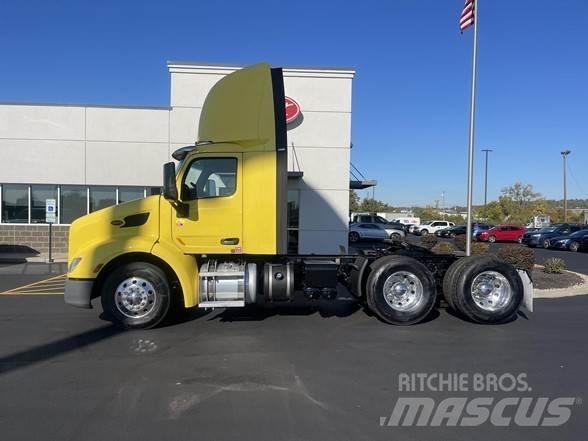 Peterbilt 579 Prime Movers