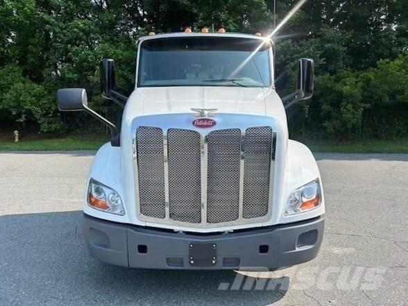 Peterbilt 579 Prime Movers