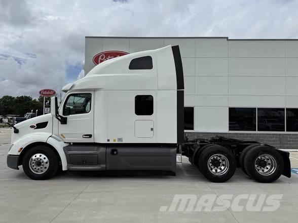 Peterbilt 579 Prime Movers