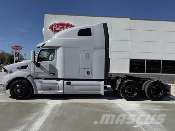 Peterbilt 579 Prime Movers
