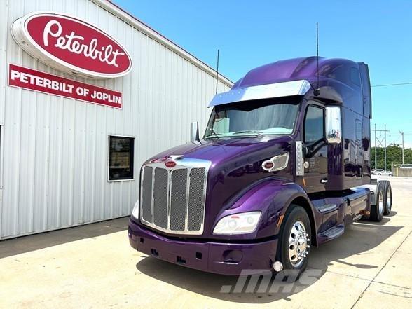 Peterbilt 579 Prime Movers
