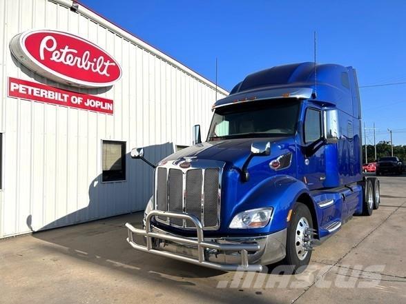 Peterbilt 579 Prime Movers