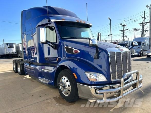Peterbilt 579 Prime Movers