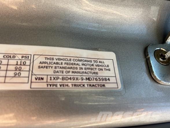 Peterbilt 579 Prime Movers