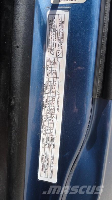 Peterbilt 579 Prime Movers