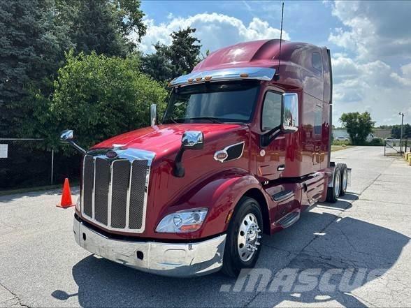Peterbilt 579 Prime Movers