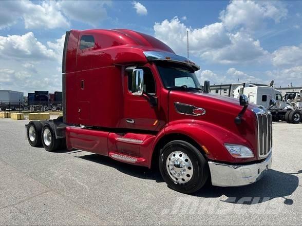 Peterbilt 579 Prime Movers