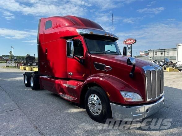 Peterbilt 579 Prime Movers