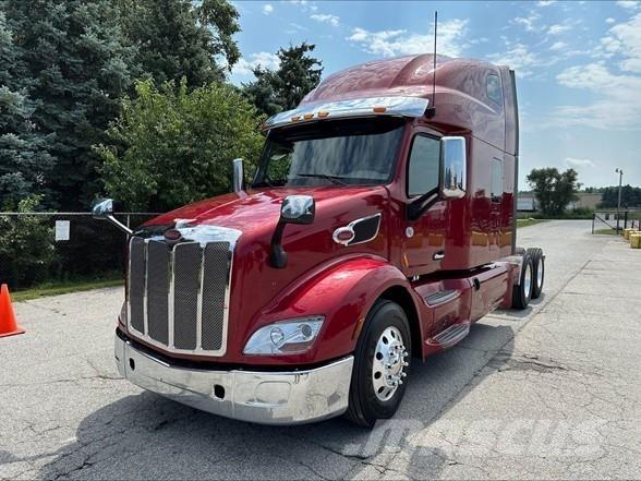 Peterbilt 579 Prime Movers