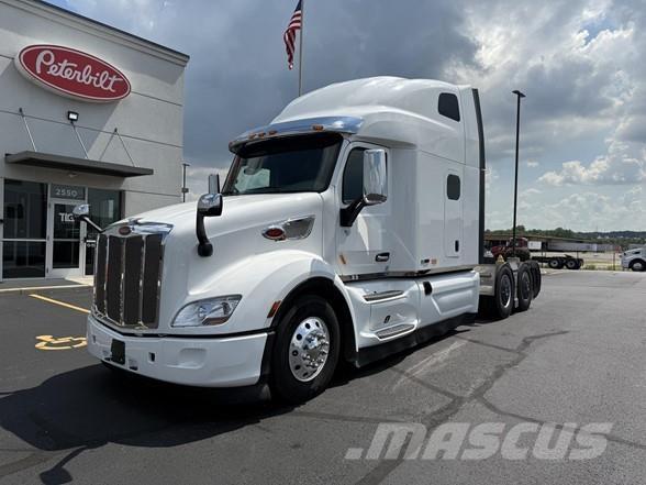 Peterbilt 579 Prime Movers