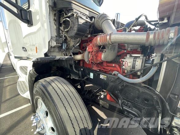 Peterbilt 579 Prime Movers