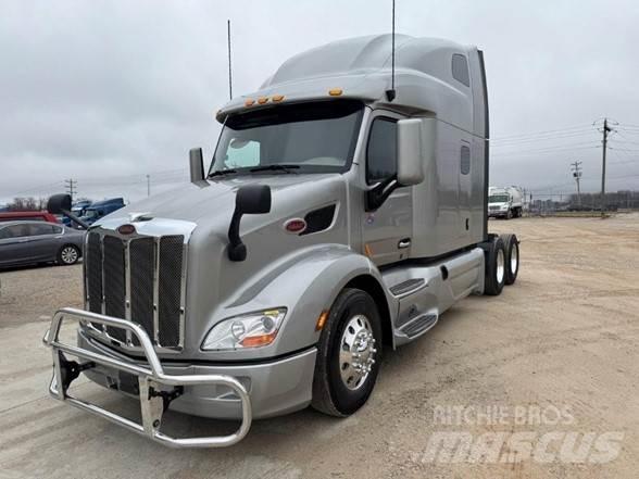 Peterbilt 579 Prime Movers