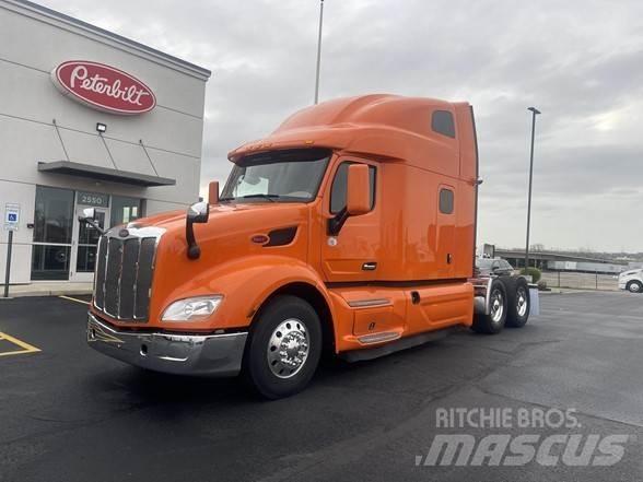 Peterbilt 579 Prime Movers