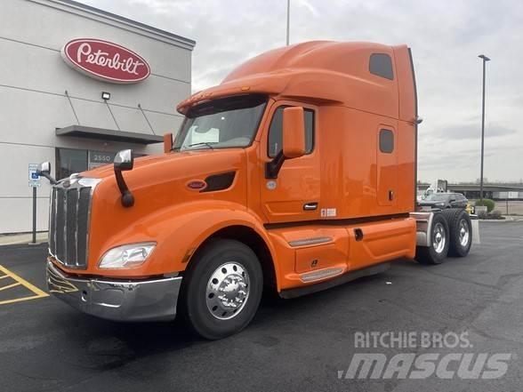 Peterbilt 579 Prime Movers