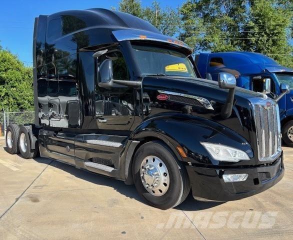 Peterbilt 579 Prime Movers