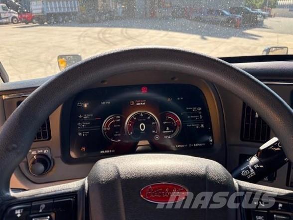 Peterbilt 579 Prime Movers