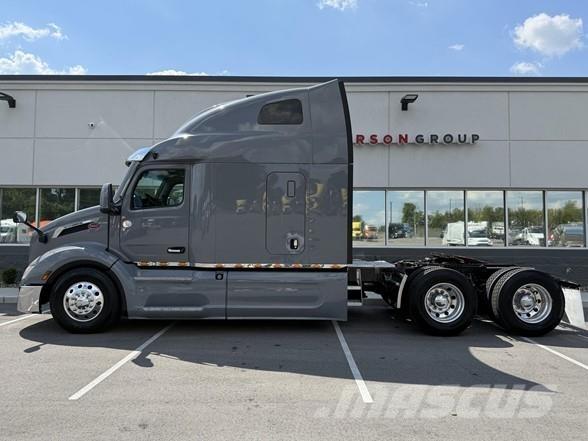 Peterbilt 579 Prime Movers