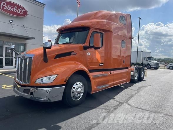 Peterbilt 579 Prime Movers