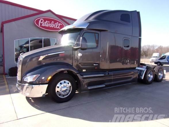 Peterbilt 579 Prime Movers